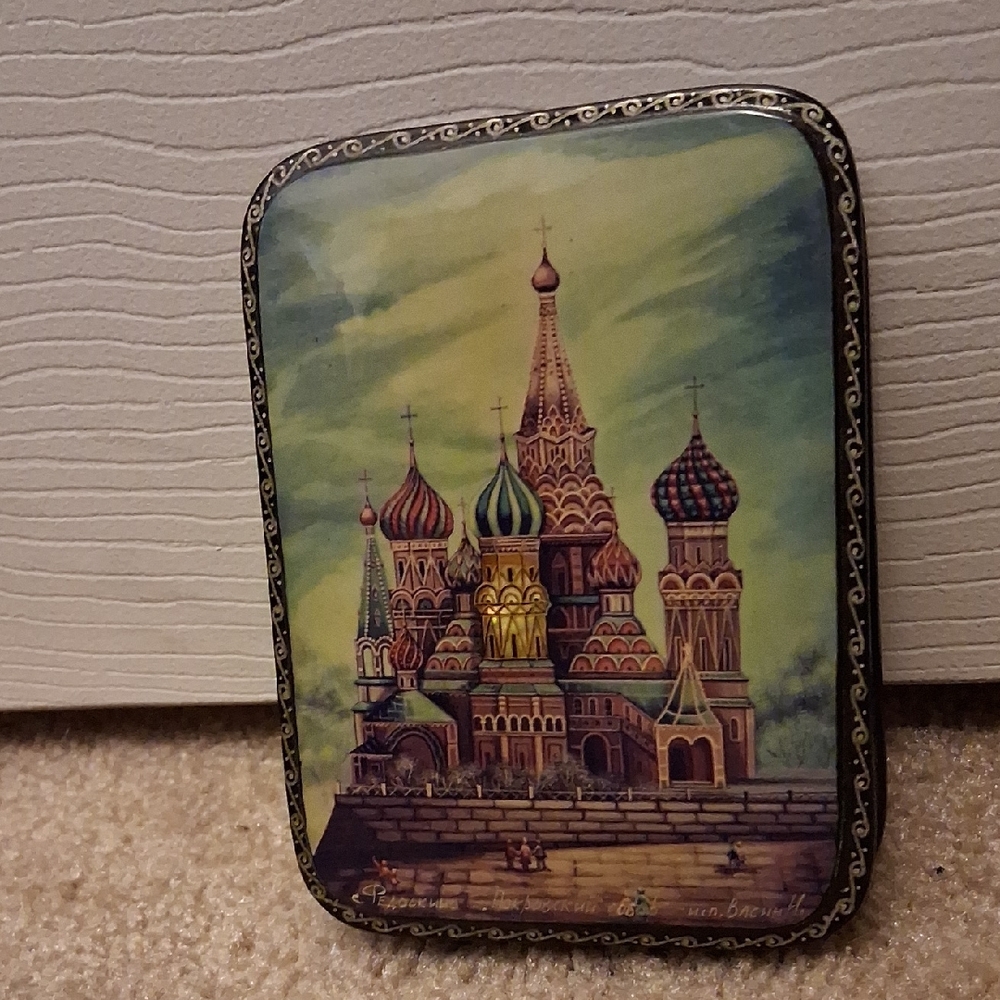 Russian Cathedral Decorative Box - Vintage